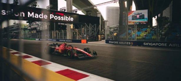 F1新加坡大奖赛排位：塞恩斯杆位 两台红牛止步Q2
