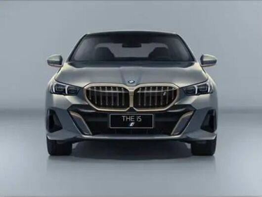 全新BMW 5系，豪华智能座舱新标杆